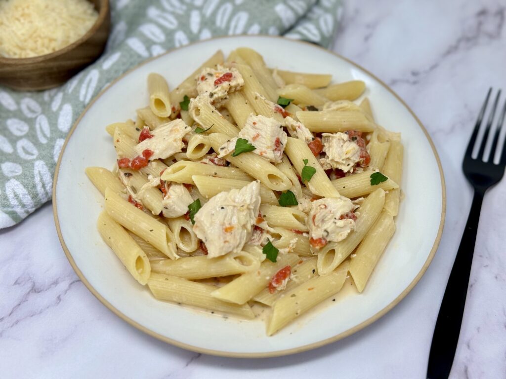 Roasted Red Pepper Chicken - slow cooker, pressure cooker, freezer meal prep
