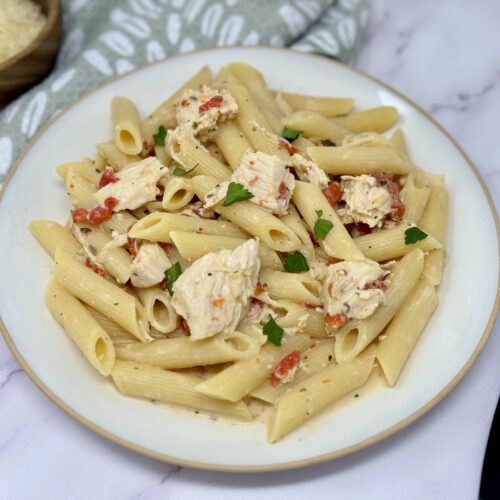 Roasted Red Pepper Chicken - slow cooker, pressure cooker, freezer meal prep
